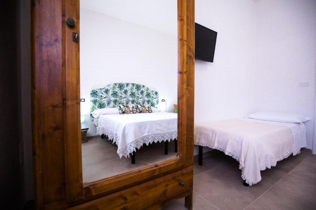Apartamento La Casa Di Zia Dedera Torre Santa Sabina Habitación foto