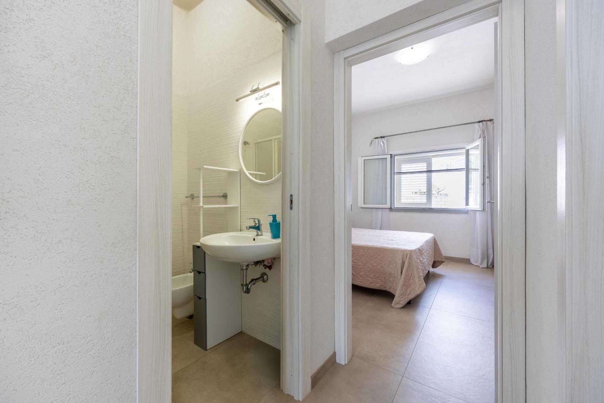 Apartamento La Casa Di Zia Dedera Torre Santa Sabina Exterior foto